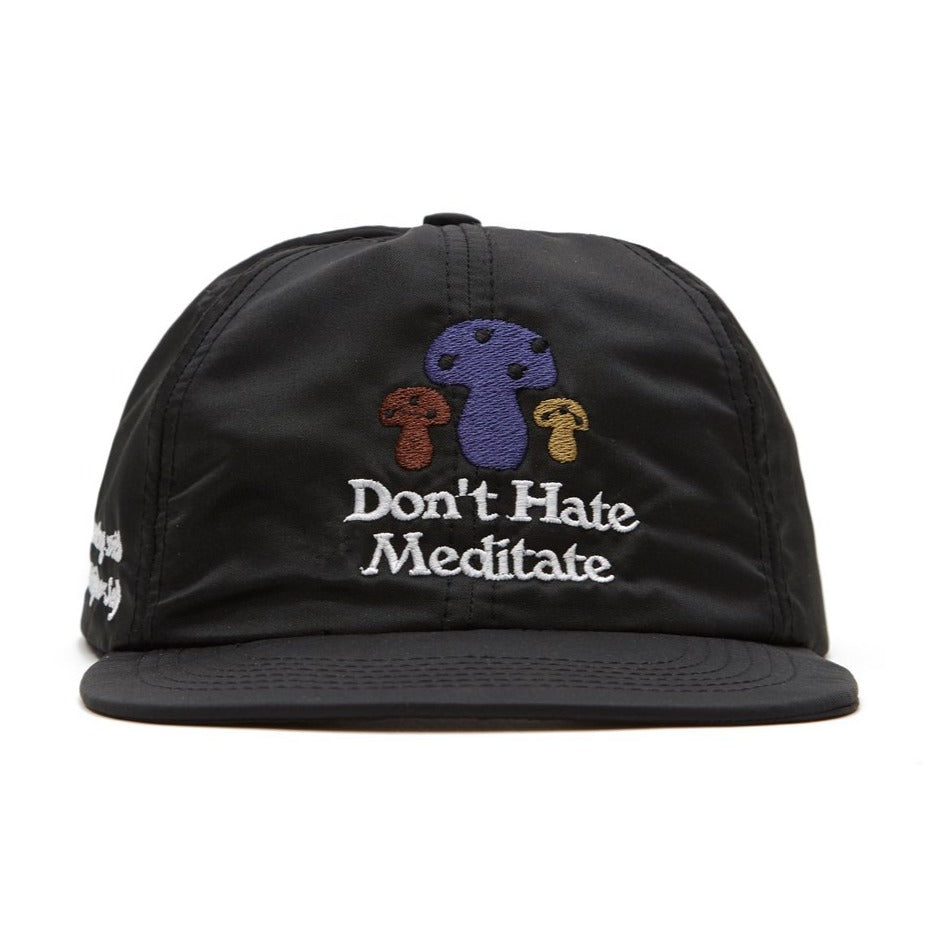 Boné Don't Hate Meditate Preto
